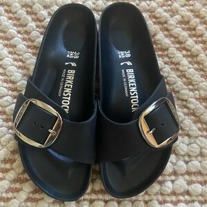 Birkenstocks Madrid Black Big Buckle sz38 leather